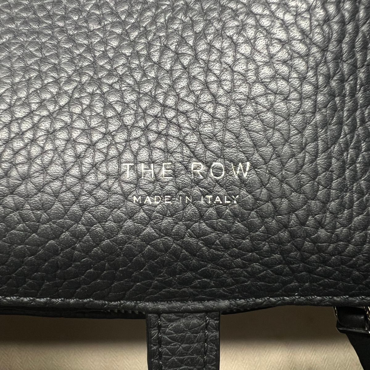 6/16価格改定】THE ROW 美品 ザロウ Soft Margaux 15 ソフト マルゴー 