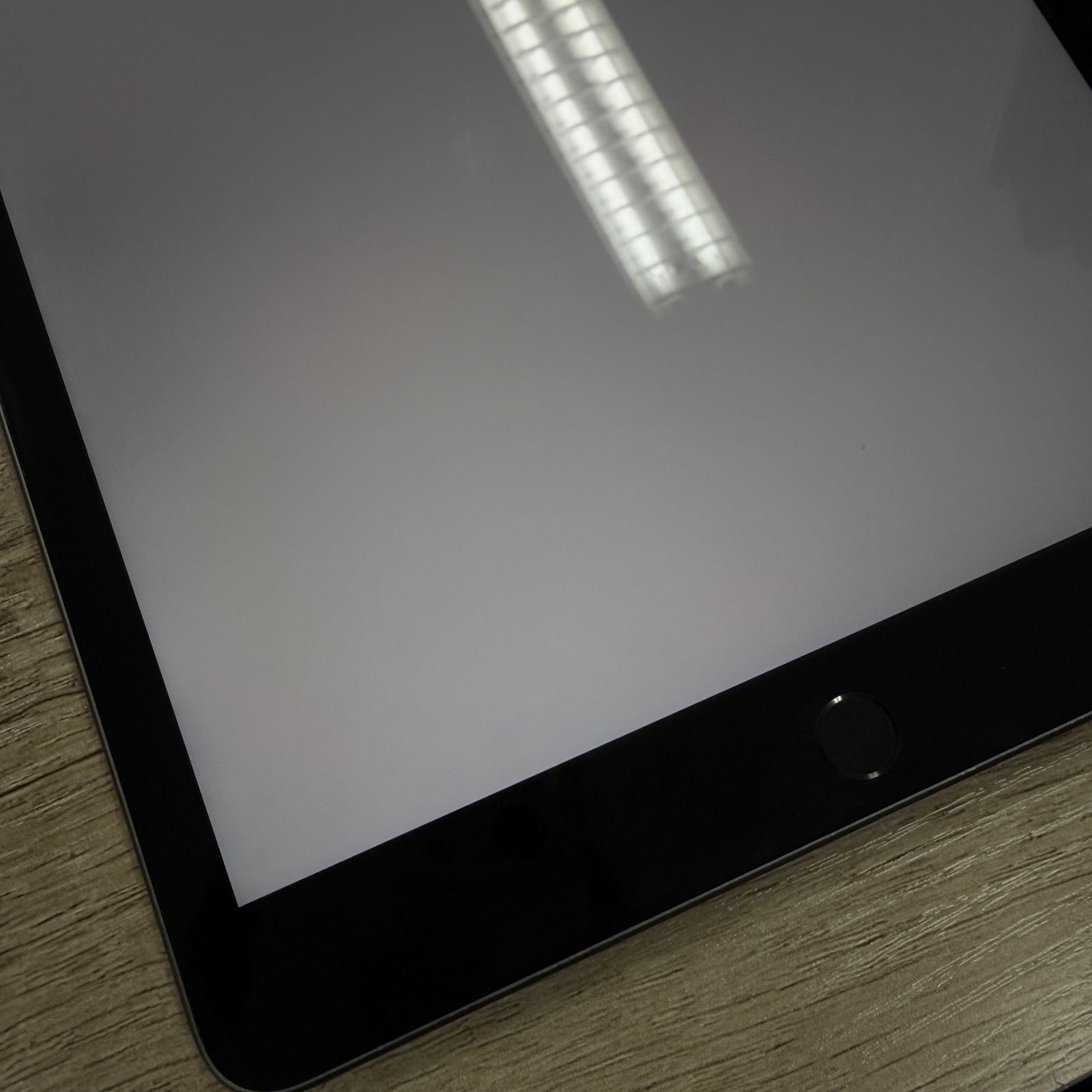 訳あり】iPad 8世代 128GB ジャンク - メルカリ
