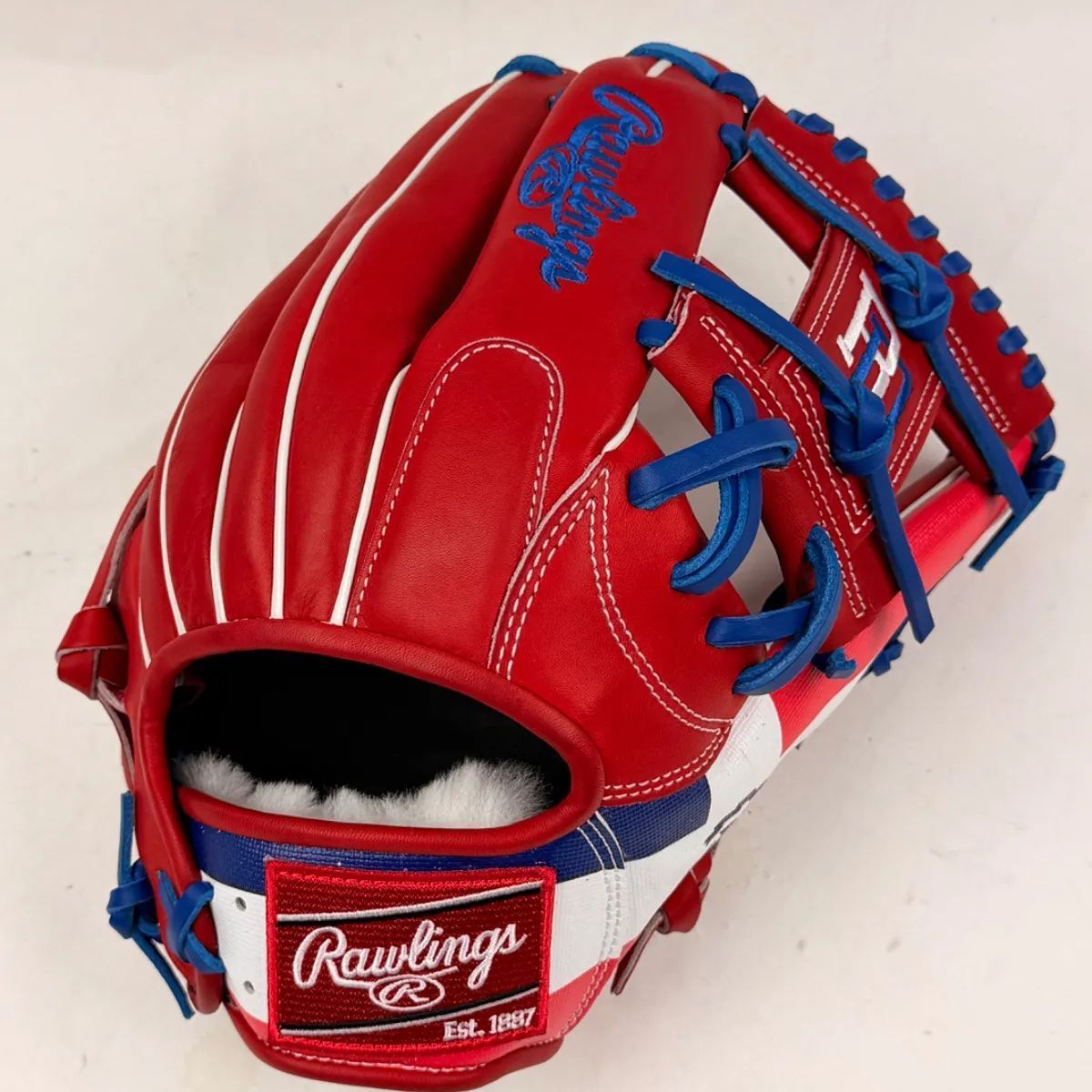 【2026WBC player model】ローリングス軟式スペシャルオーダーグラブPadres Manny MachadoﾓﾃﾞﾙTR2603-0347