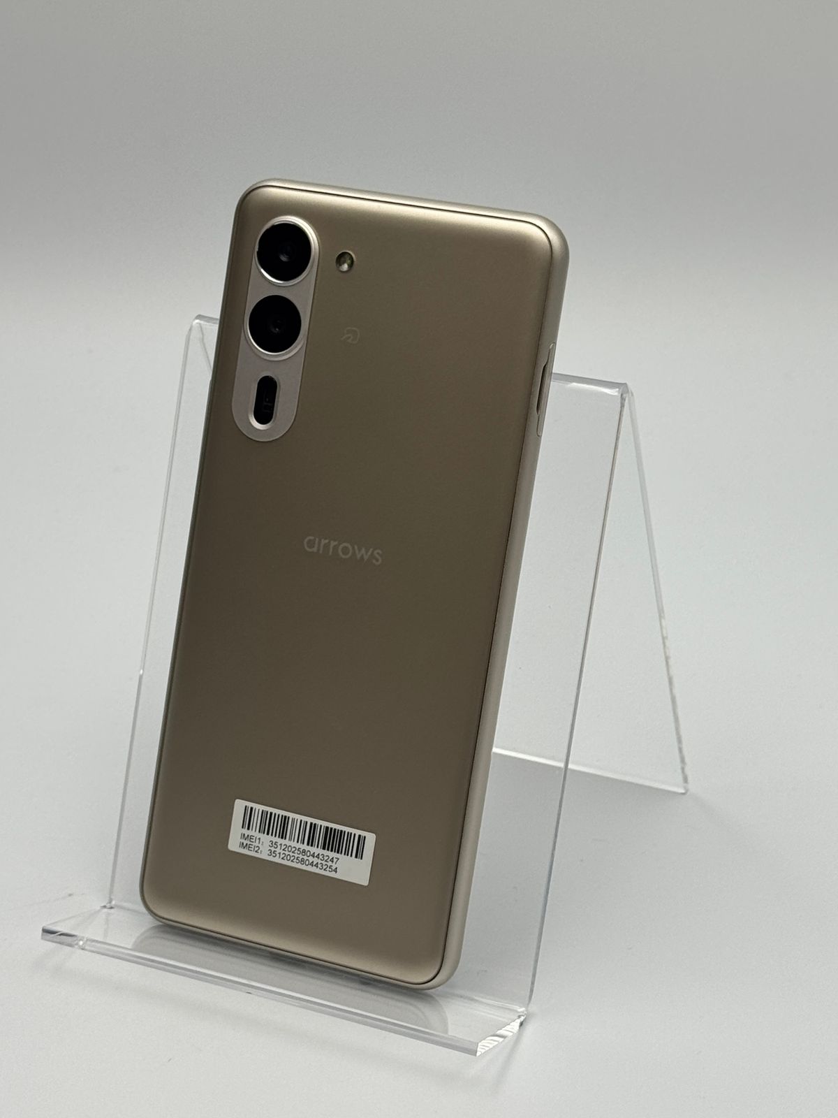【中古A】arrows We2 Plus M06 シャンパンシルバー SIMフリー 白ロム