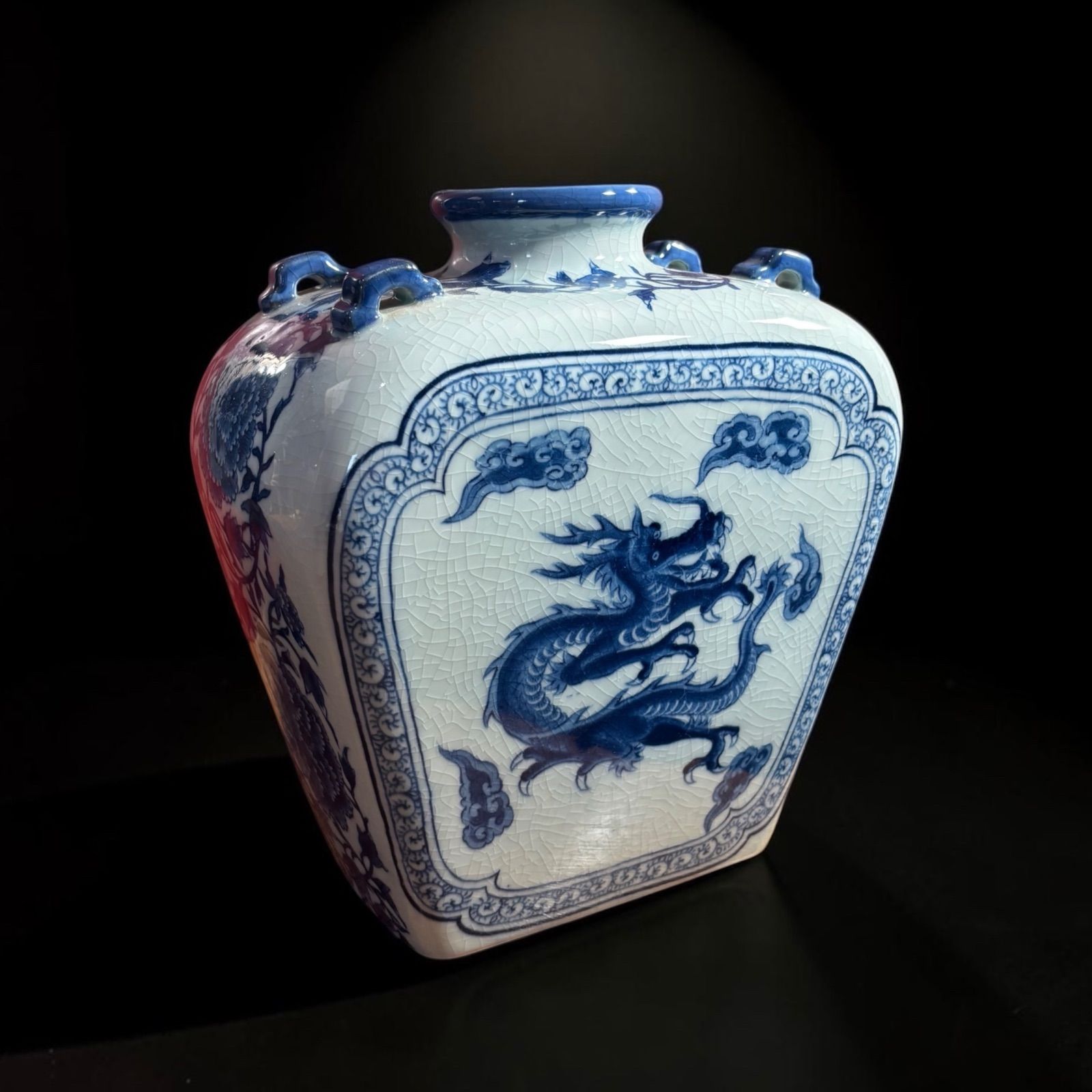 中国磁器 壺 雲龍 牡丹 貫入 釉薬 フラワーベース 花瓶 花入れ 龍 花器 陶器 中国 古美術 骨董品 アンティーク