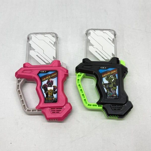 【中古】バンダイ DX仮面ライダーエグゼイド メモリアルフィニッシュガシャットセットII 開封品 仮面ライダーエグゼイド[97]