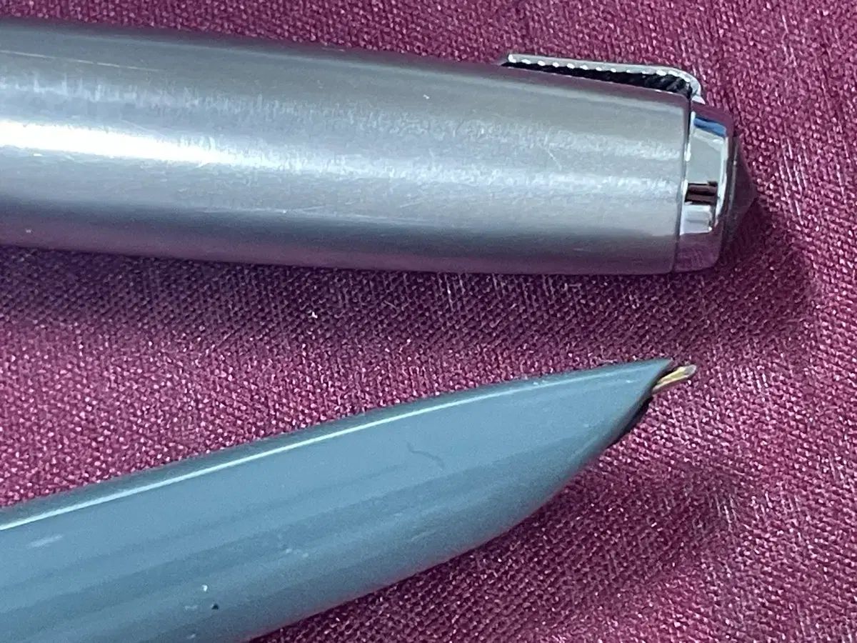 パーカ 万年筆 51 ラストラルロイ キャップ グレー 14K Fニブ