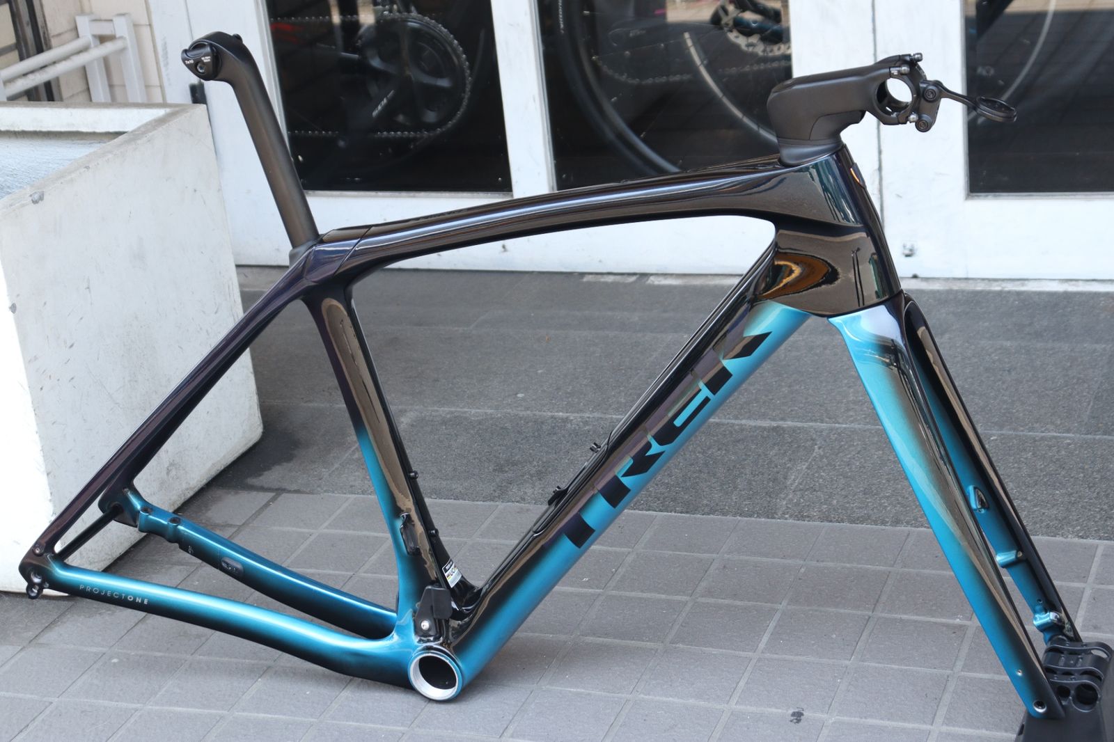トレック TREK ドマーネ DOMANE SLR 9 GEN4 52サイズ カーボン ロード 