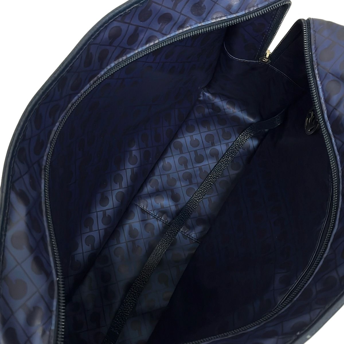 GHERARDINI(ゲラルディーニ) ショルダーバッグ美品 - ダークネイビー
