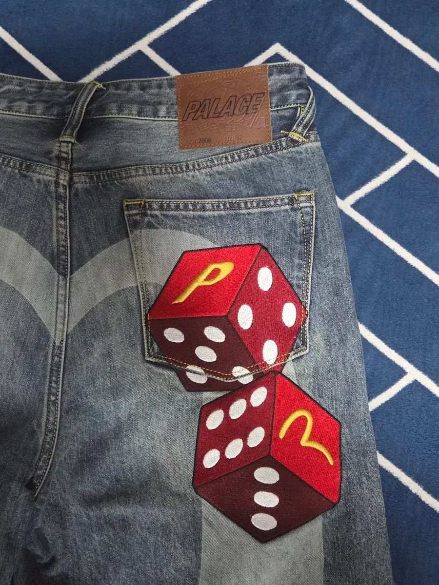 PALACE EVISU デニム ショーツ 32 PALACE EVISU デニム ショーツ 32