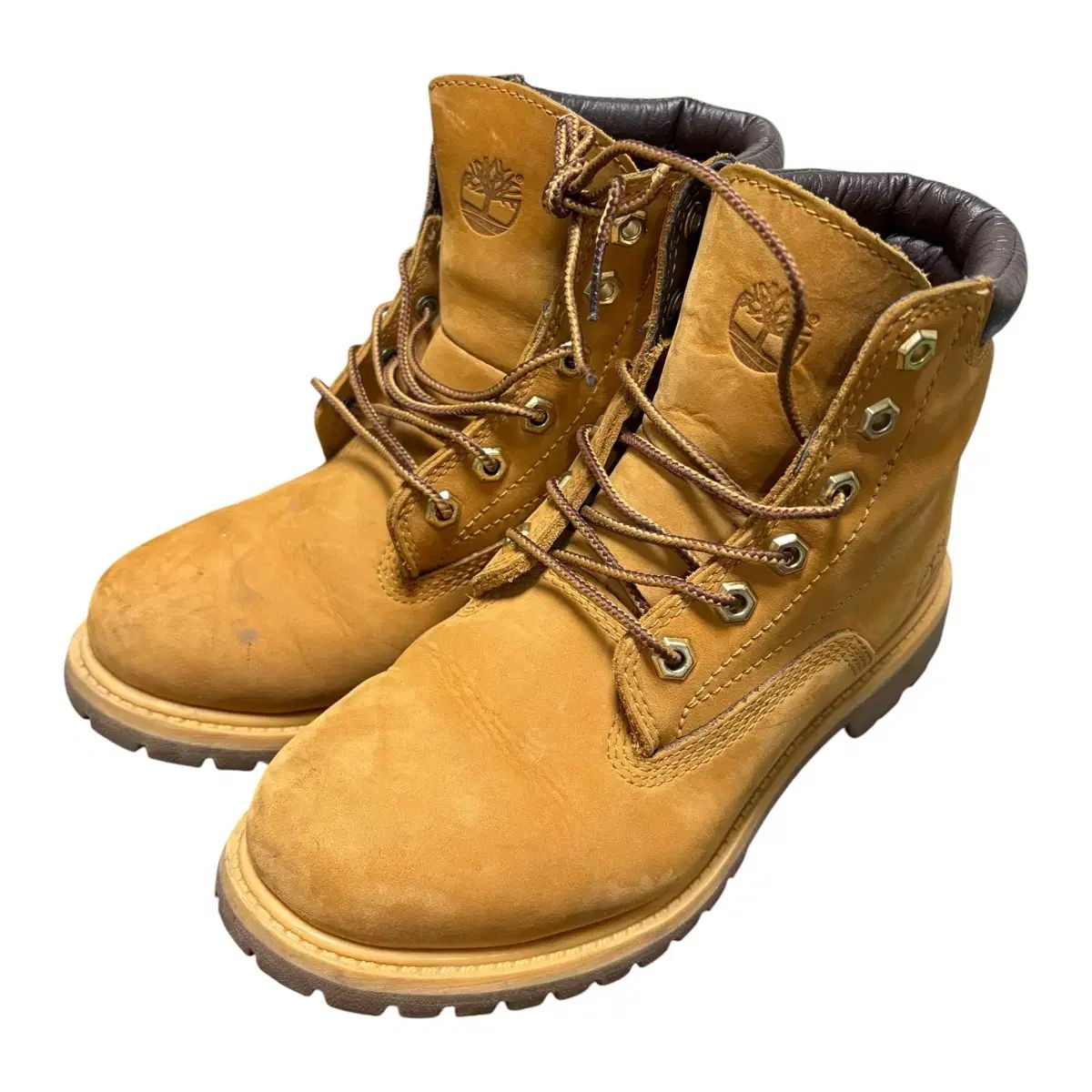 Timberland 6インチ 240 14,585円