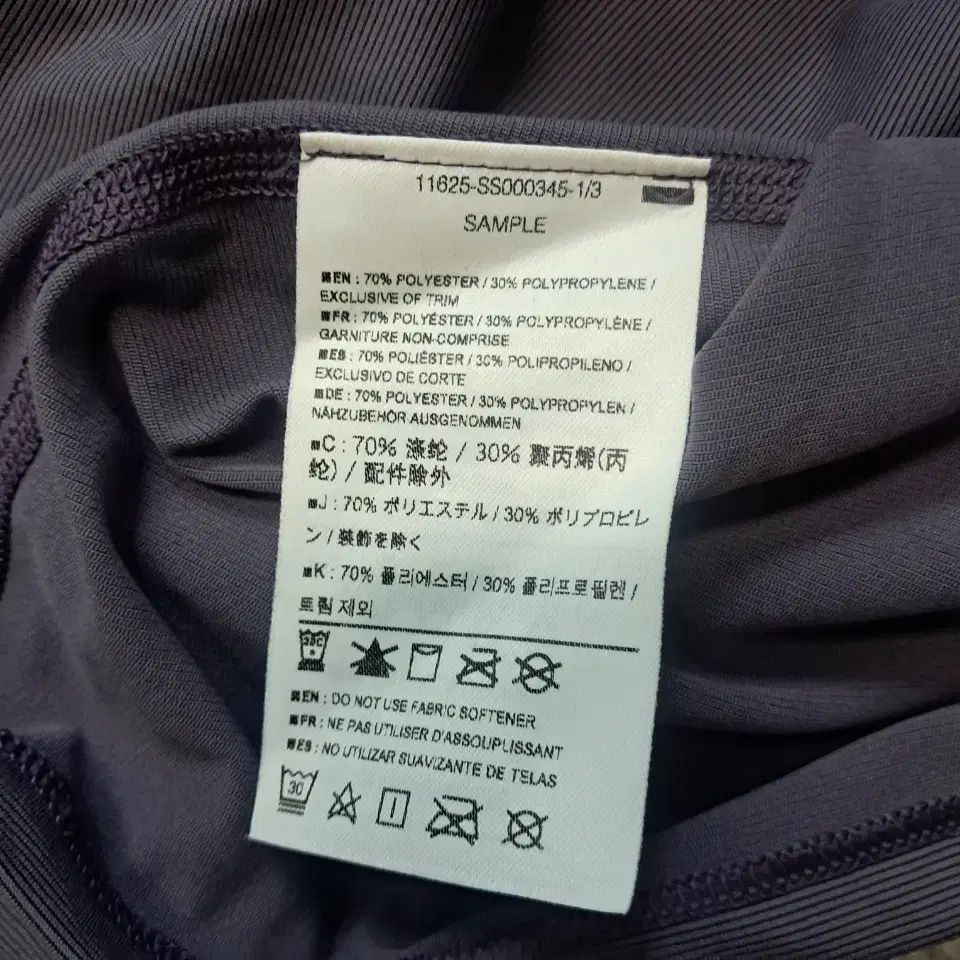 ARC'TERYX アークテリクス 長袖 Tシャツ サンプルタグ ARC'TERYX アークテリクス 長袖 Tシャツ サンプルタグ
