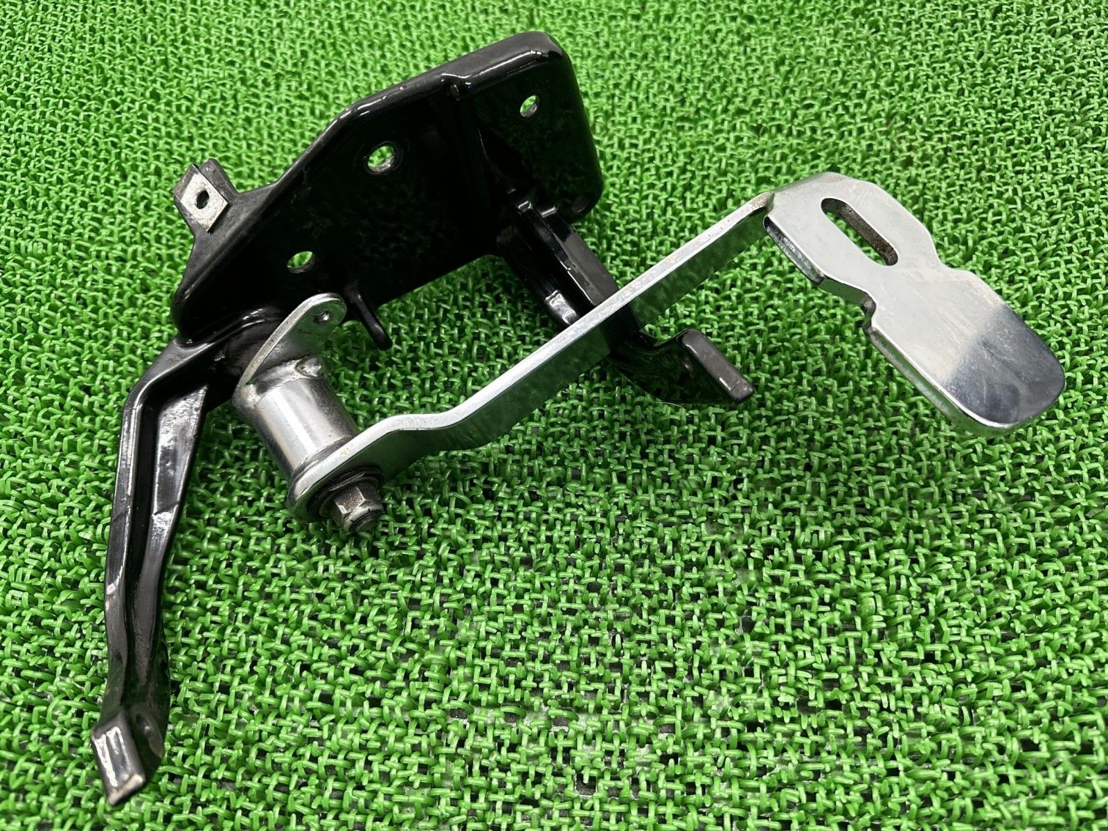 FLSTC1340 ステップ 右 ハーレー 純正 中古 ソフテイル 87-99年 エボ ホルダー gN