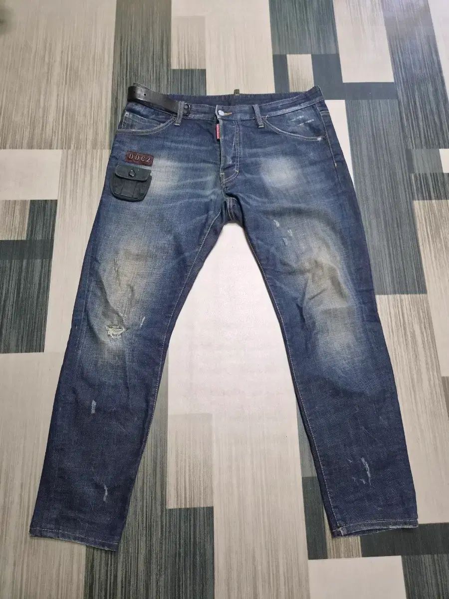 DSQUARED2 メンズ デニム ズボン 52(36)