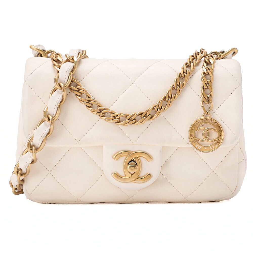 CHANEL シャネル 　ラムスキン 　ミニマトラッセ　チャーム付き　2way　チェーンショルダー　白　ゴールド金具 レディース【中古】【送料無料】