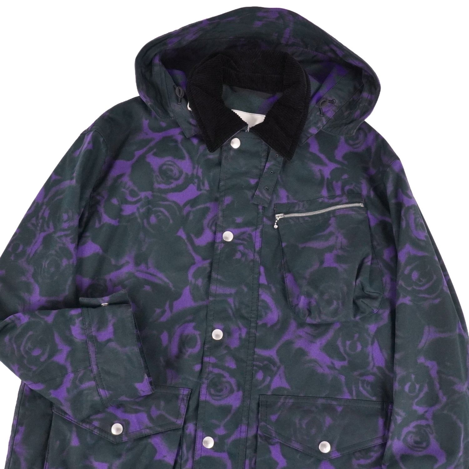 ゆ*り様 美品 BURBERRY 8Y 135サイズ ロゴ ブルゾン ジャケット 極美品 バーバリー BURBERRY ジャケット ブルゾン 総柄 ローズプリント