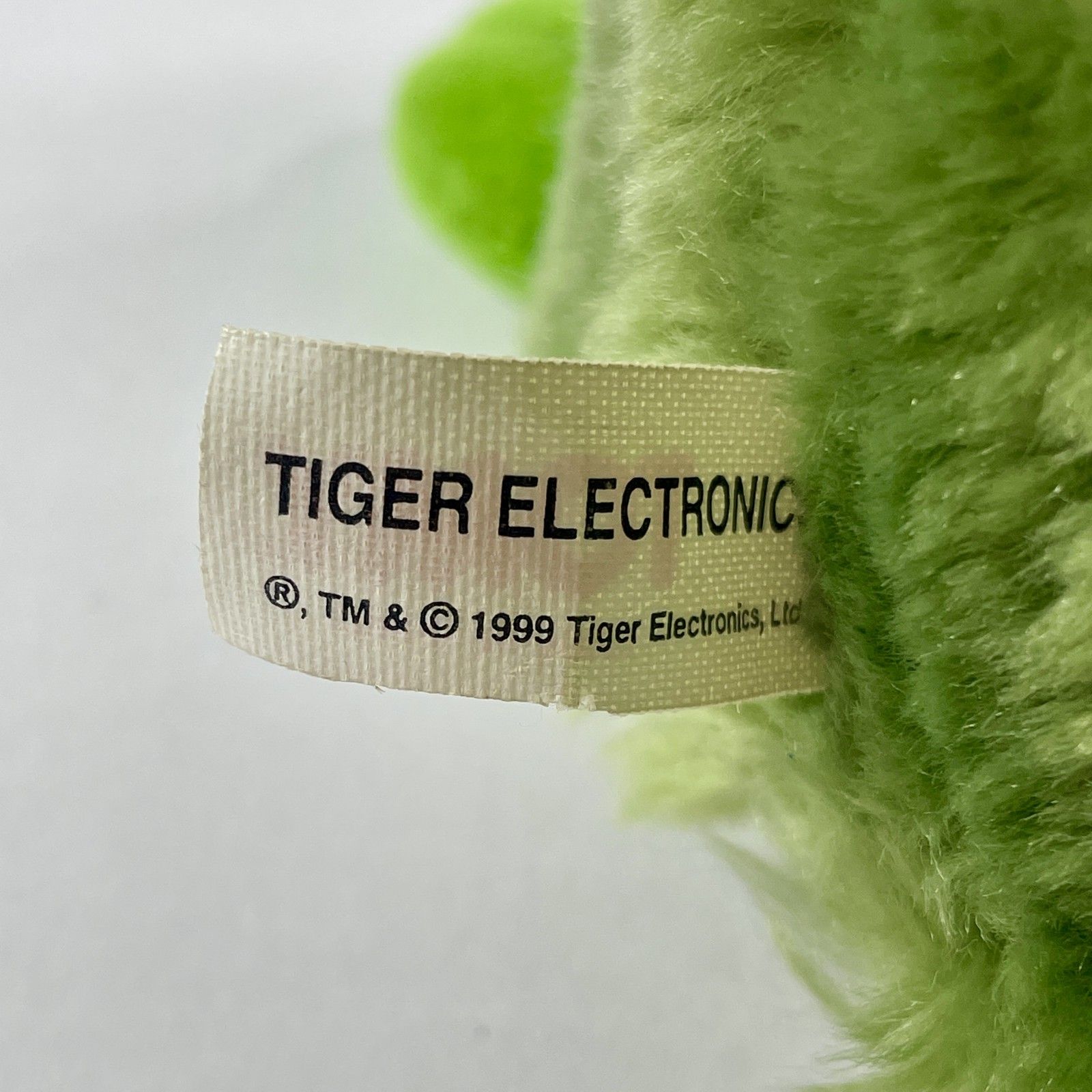 ☆ Furby ファービー グリーン 緑 TOMY トミー TIGER ELECTRONIC