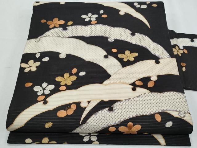 平和屋着物＊夏物　アンティーク　大正ロマン　九寸名古屋帯　駒刺繍　雪芝鹿の子舞花文　黒地　正絹　逸品　CABI5645fb
