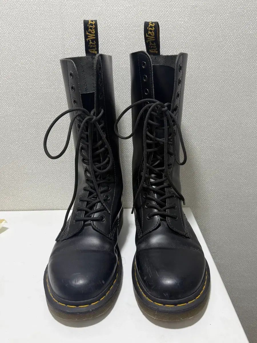 DR. MARTENS ドクターマーチン 11855 uk6