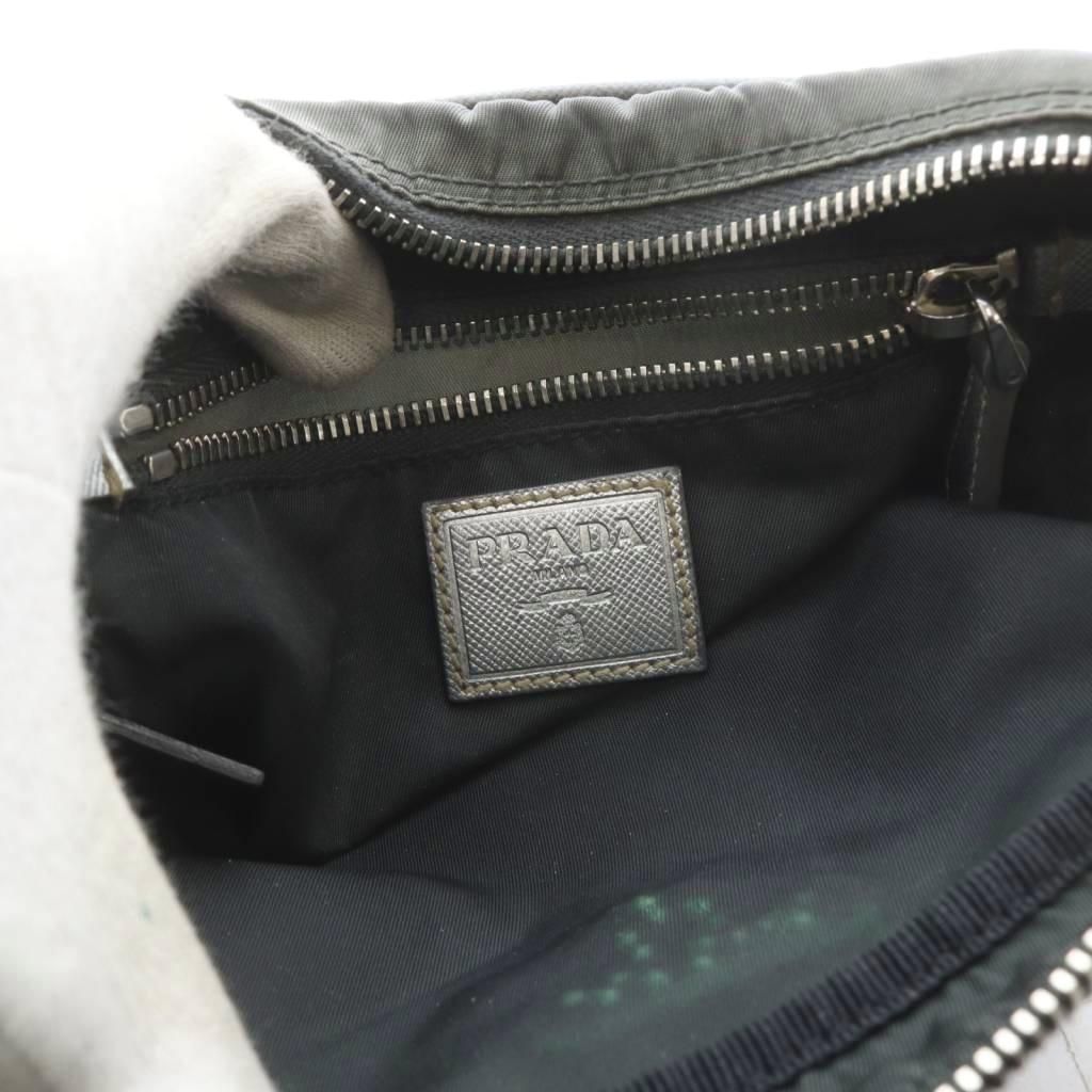 プラダ PRADA ナイロンポーチ グレー - メルカリ