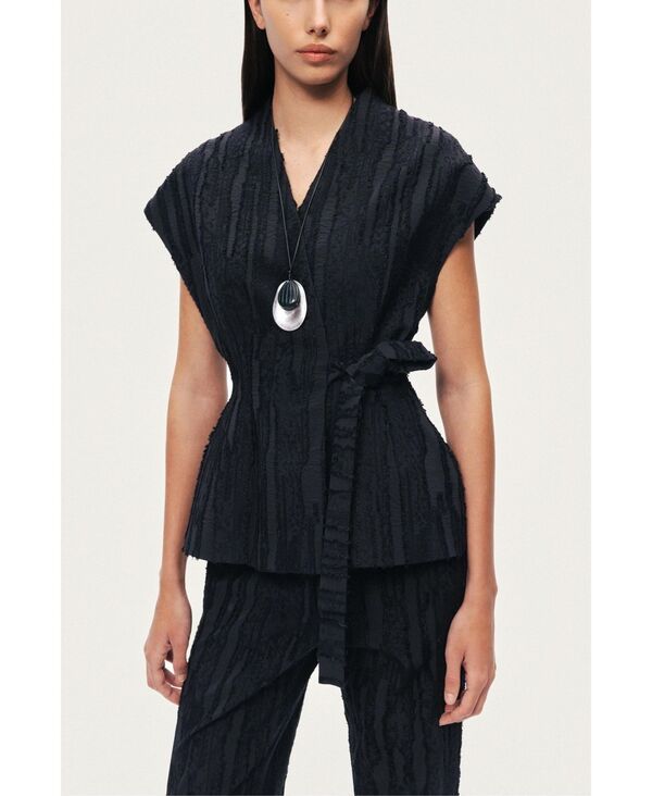 ノクチューン レディース トップス ベスト NOCTURNE Womens Textu red Belted Vest Black ブラック