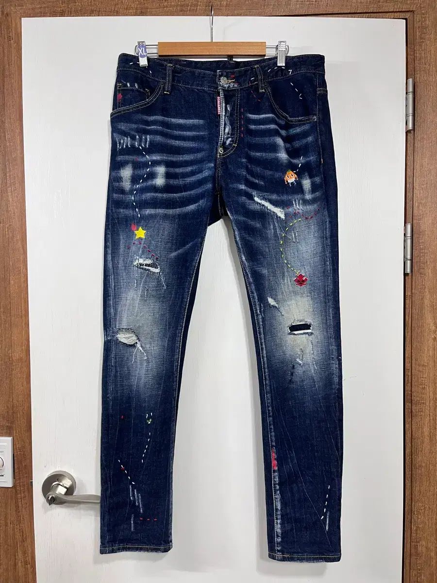 DSQUARED2 50サイズ スリム ジーンズ