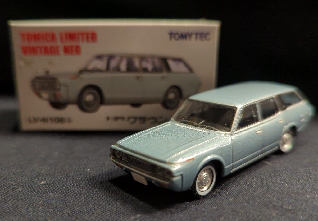 トミーテック TOMICA LIMITED VINTAGE NEO トヨタ クラウン カスタム