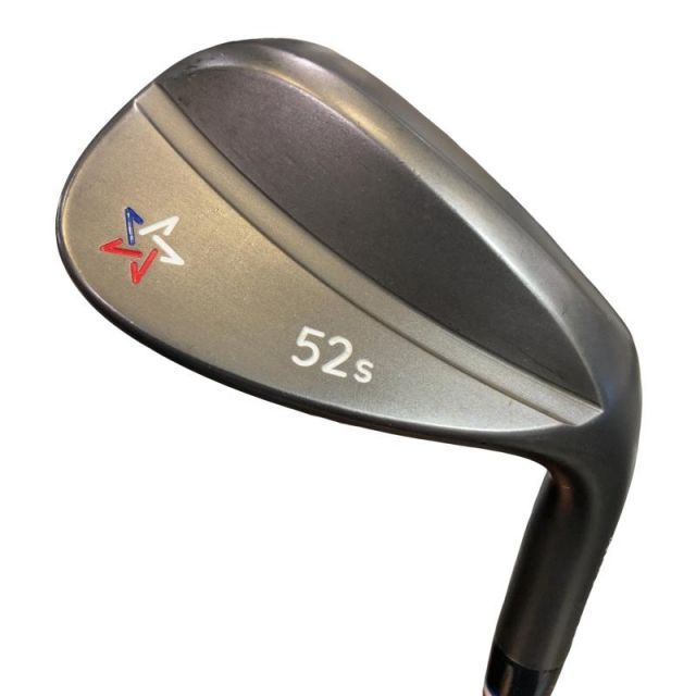 三足小皿 7客揃え 金彩 赤絵 染付 レース紋様 三つ足小鉢 三足小皿 7客揃え 金彩 赤絵 染付 レース紋様 三つ足小鉢