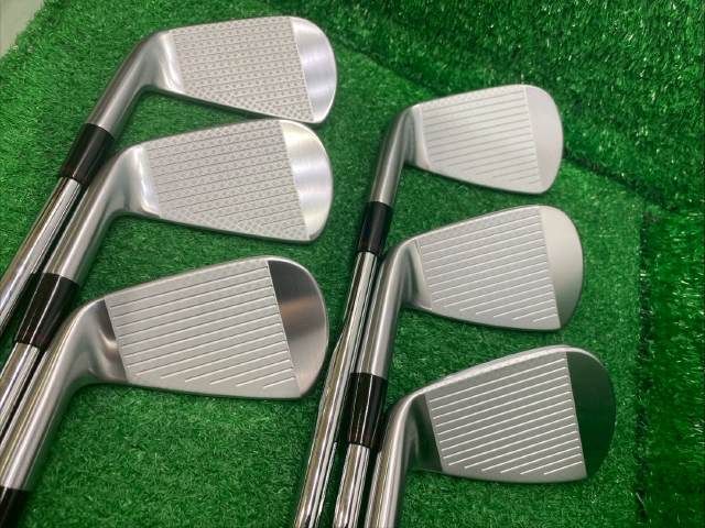 激安[402] アイアンセット グローブライド(ダイワ) ONOFF FORGED KURO