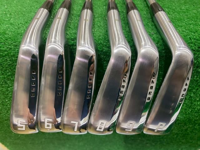 激安[402] アイアンセット グローブライド(ダイワ) ONOFF FORGED KURO