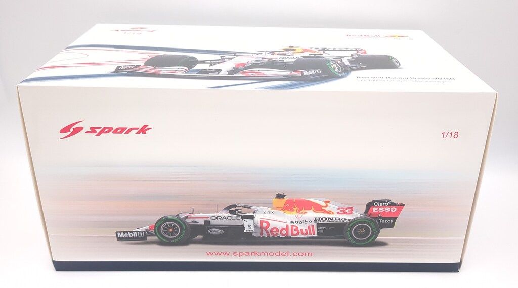 MINIMAX 1/18 Spark model Turkish GP 2021 Red Bull Racing Honda RB16B #33 Max Verstappen 18S605