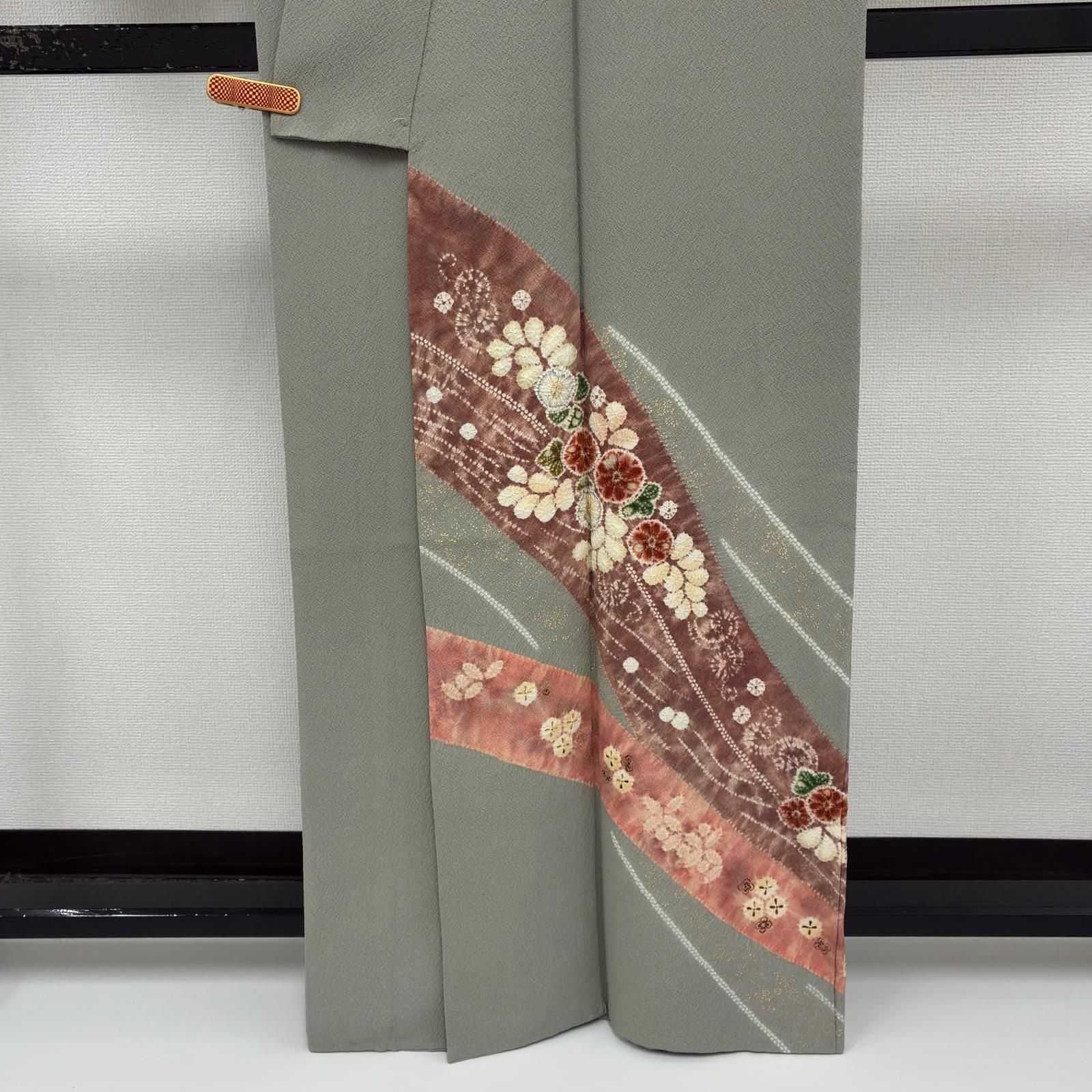 付け下げ 正絹 裄67 縮緬 絞り染め 花草 紋なし 着物 a-240 - メルカリ