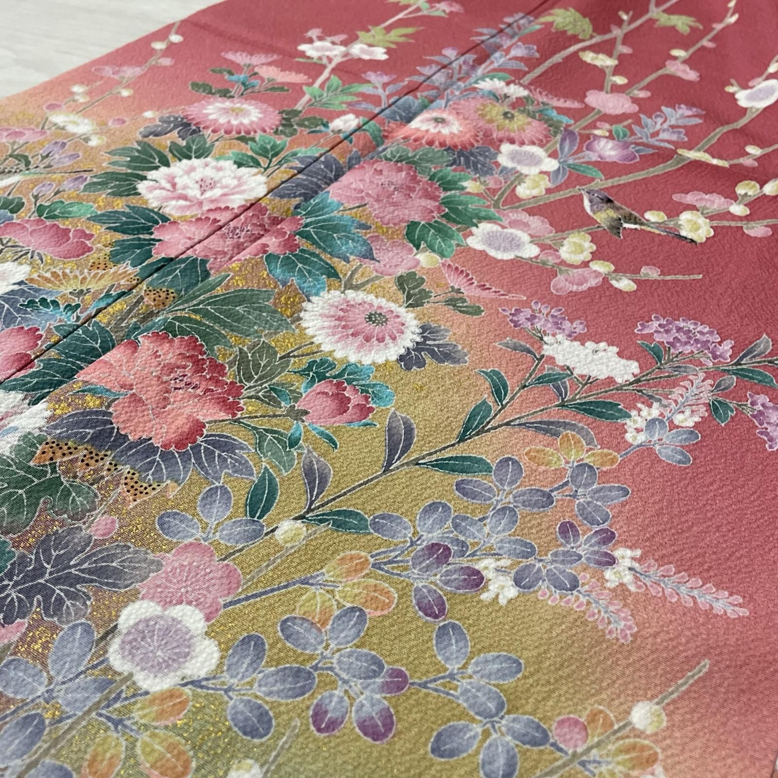 やまと誂え 訪問着 ちりめん 裄66 金彩 花模様 に鳥 華やかな染め 着物