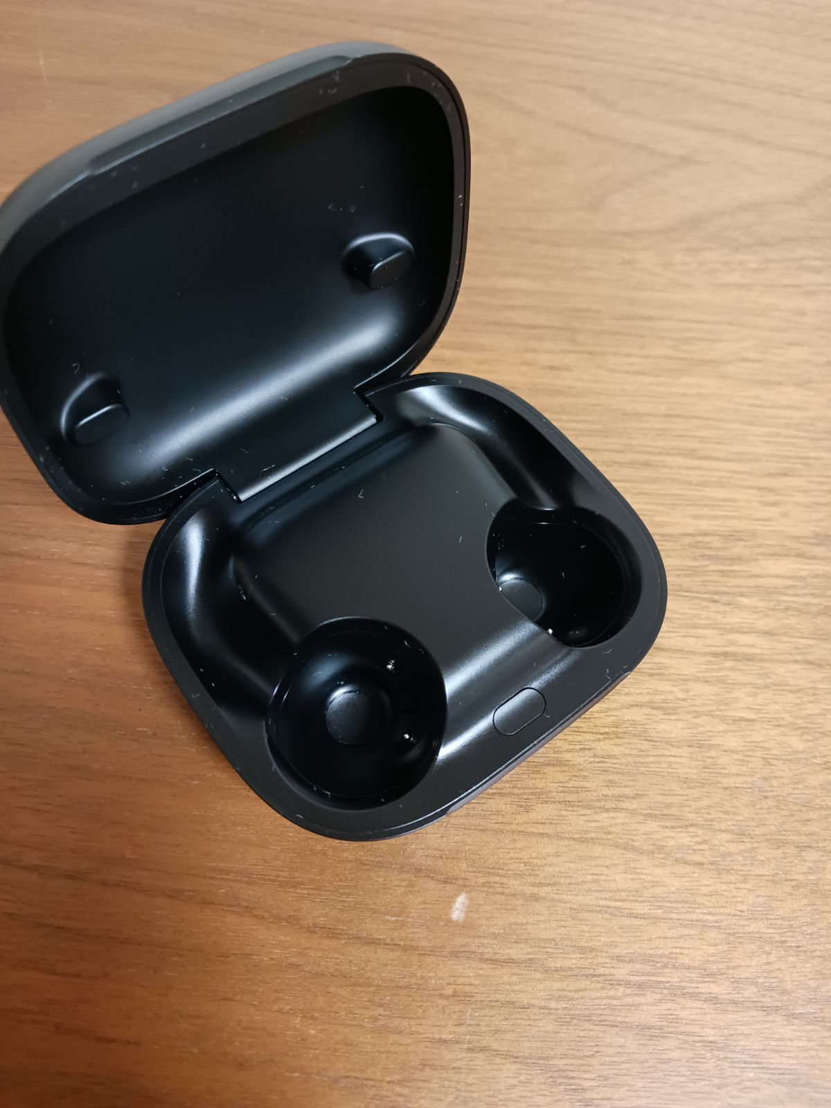 Powerbeats Pro 2 ブラック 充電ケースのみ Powerbeats Pro 2 ブラック