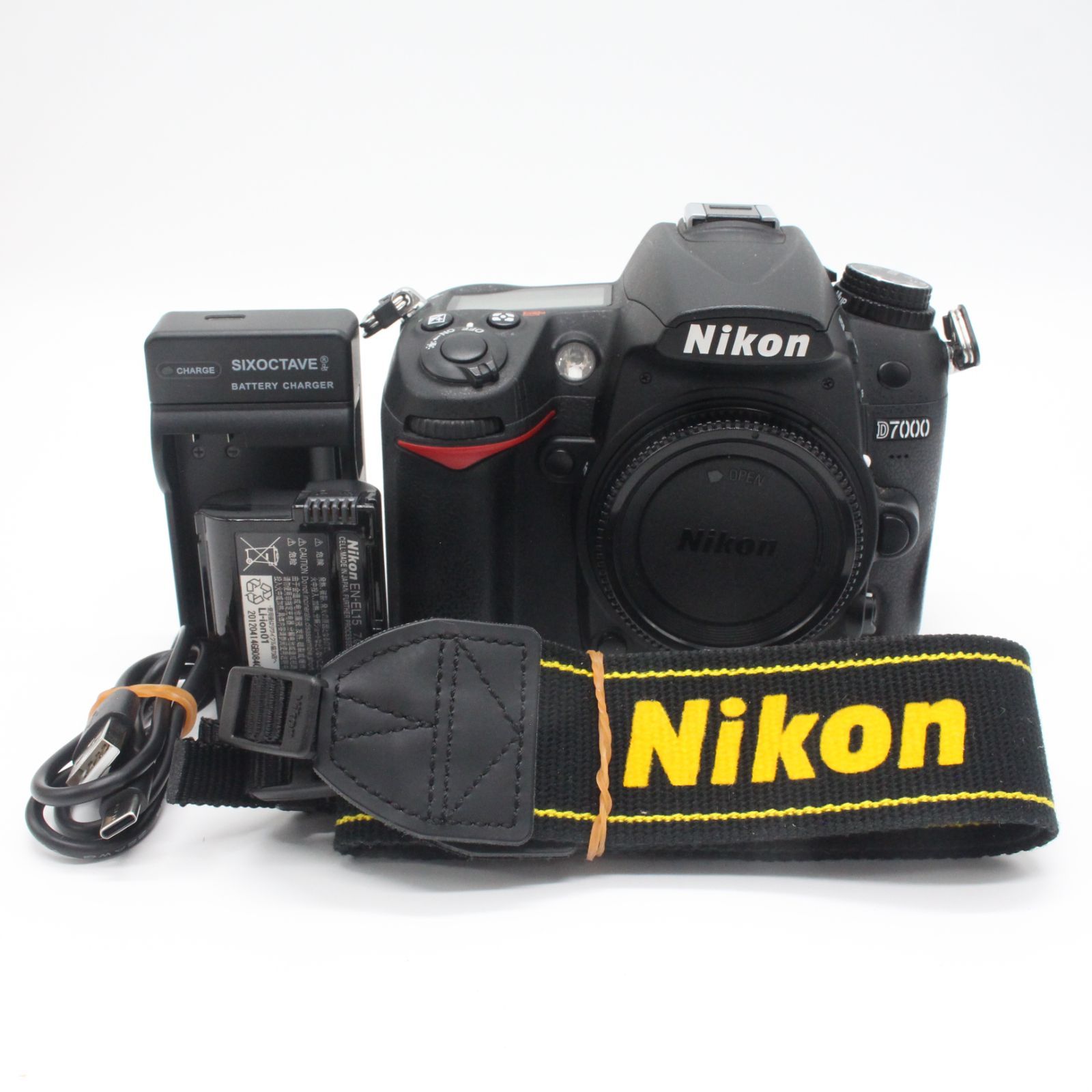 17098ショット！■極上品■ Nikon D7000 ボディ