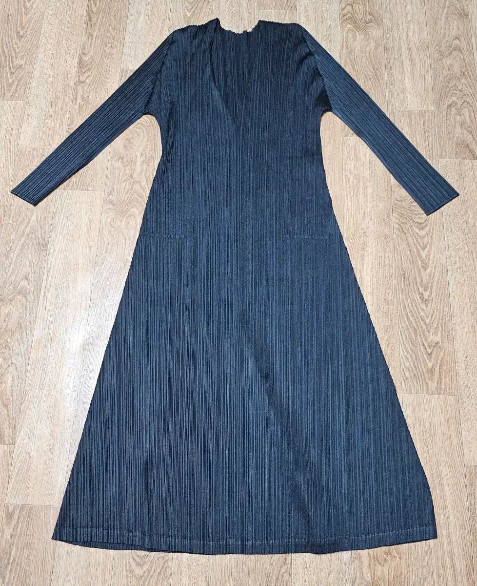 PLEATS PLEASE ISSEY MIYAKE ワンピース