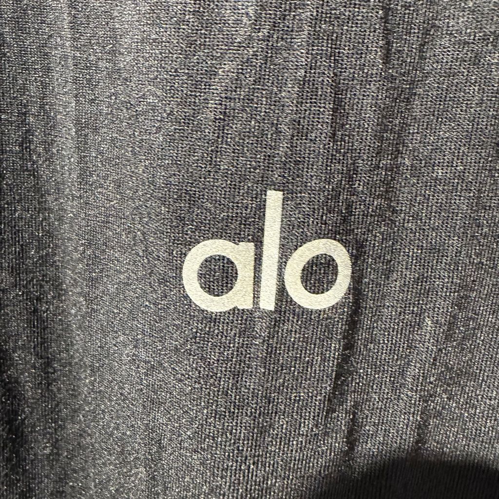ALO Yoga アロ ーヨガ S/S Tops ストレッチトップス ブラック Size