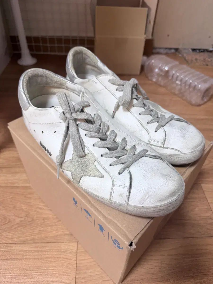 GOLDEN GOOSE ゴールデングース シルバー 41 (265) 出品