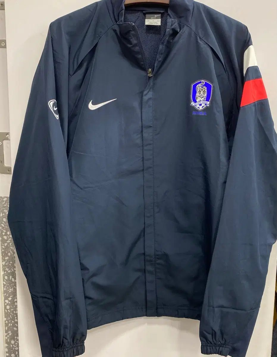 XLオススメ/表記L NIKE サッカー 韓国国家代表 06-08 korea ウィンドブレーカー