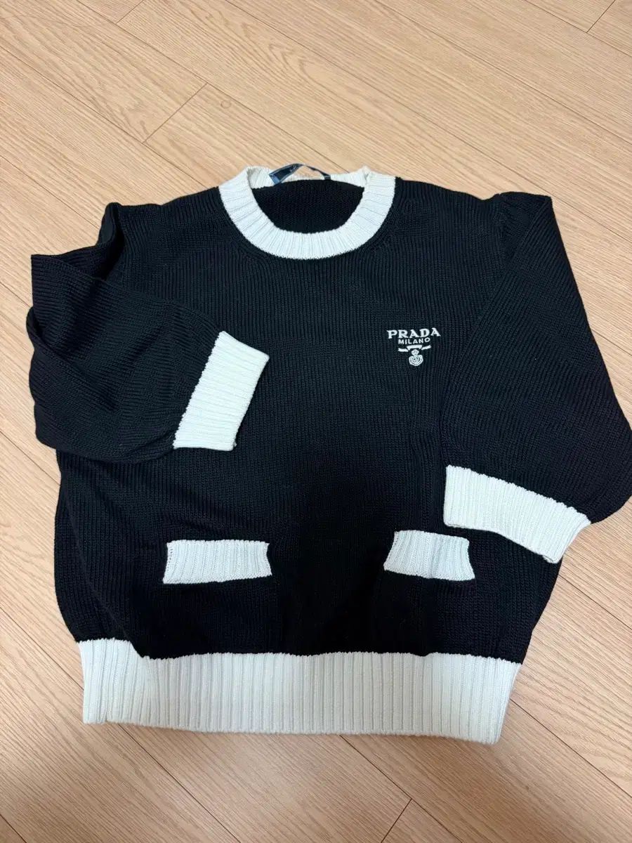 PRADA プラダ 半袖ニット