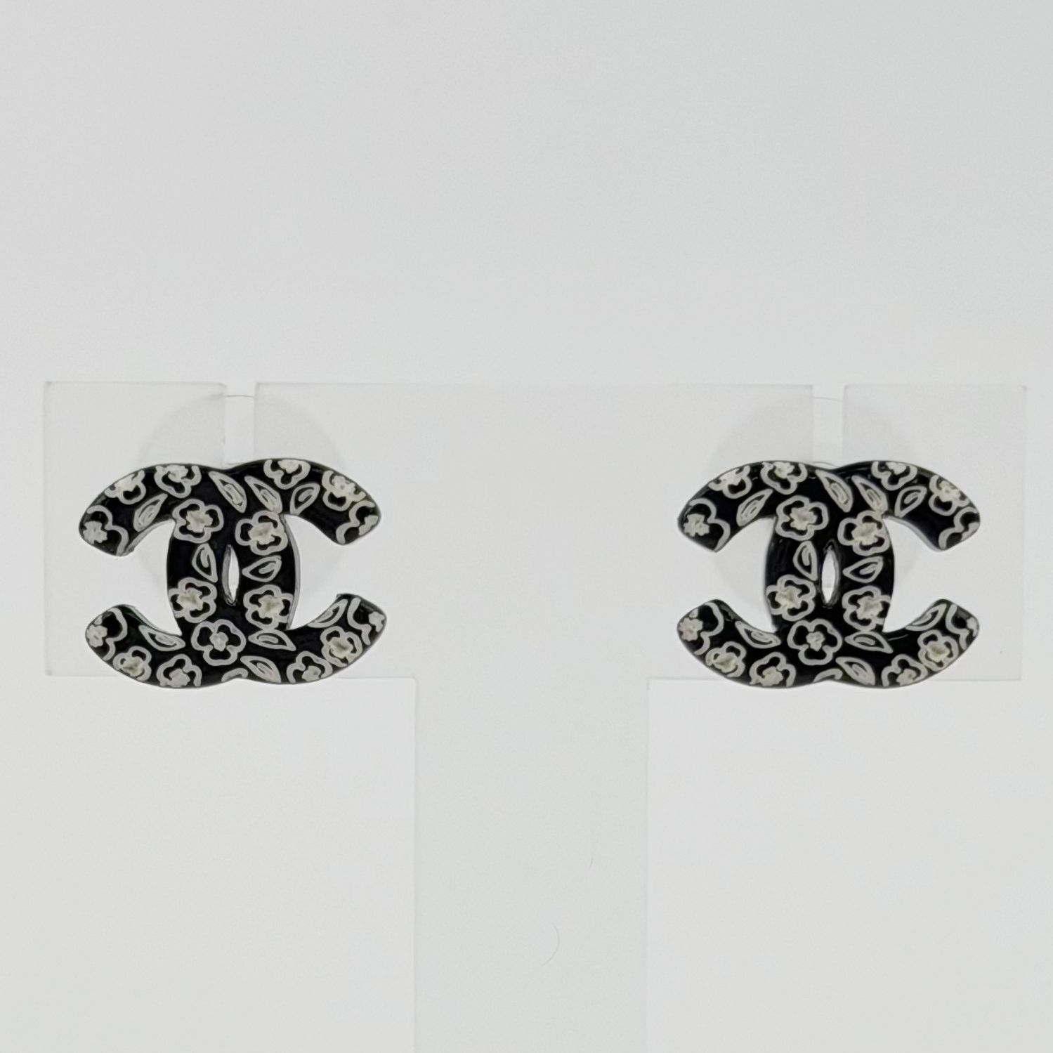 中古】CHANEL シャネル ココマーク カメリア ピアス メッキ ブラック