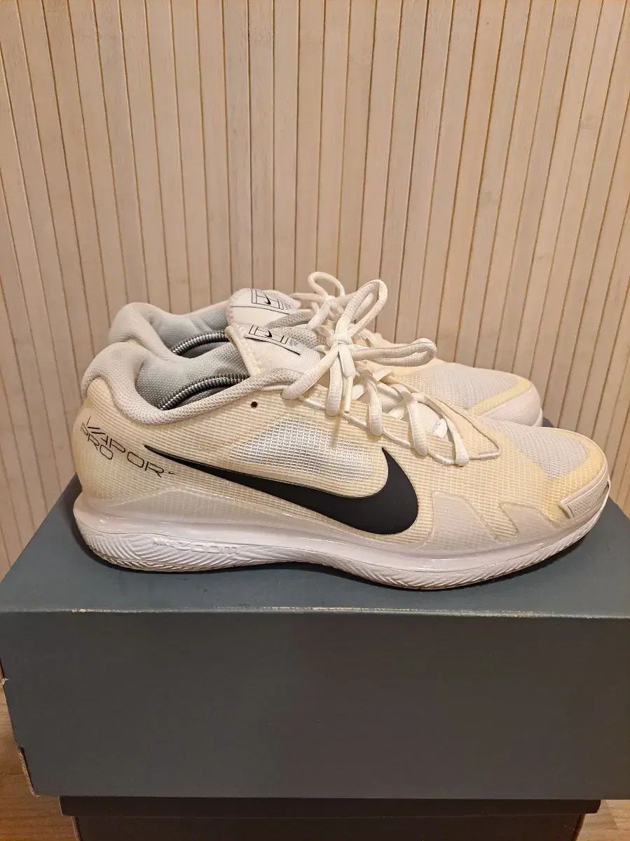 NIKE ベイパー プロ テニスシューズ 28.5サイズ