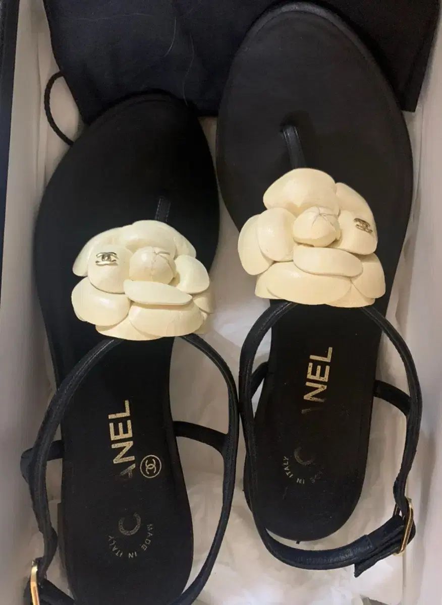 (正規品) CHANEL サンダル (235)