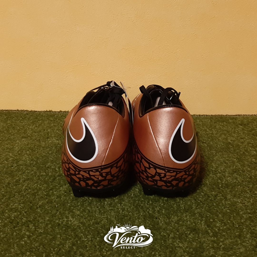 新品】NIKE ナイキ サッカースパイク ハイパーヴェノム ファタル HG-E