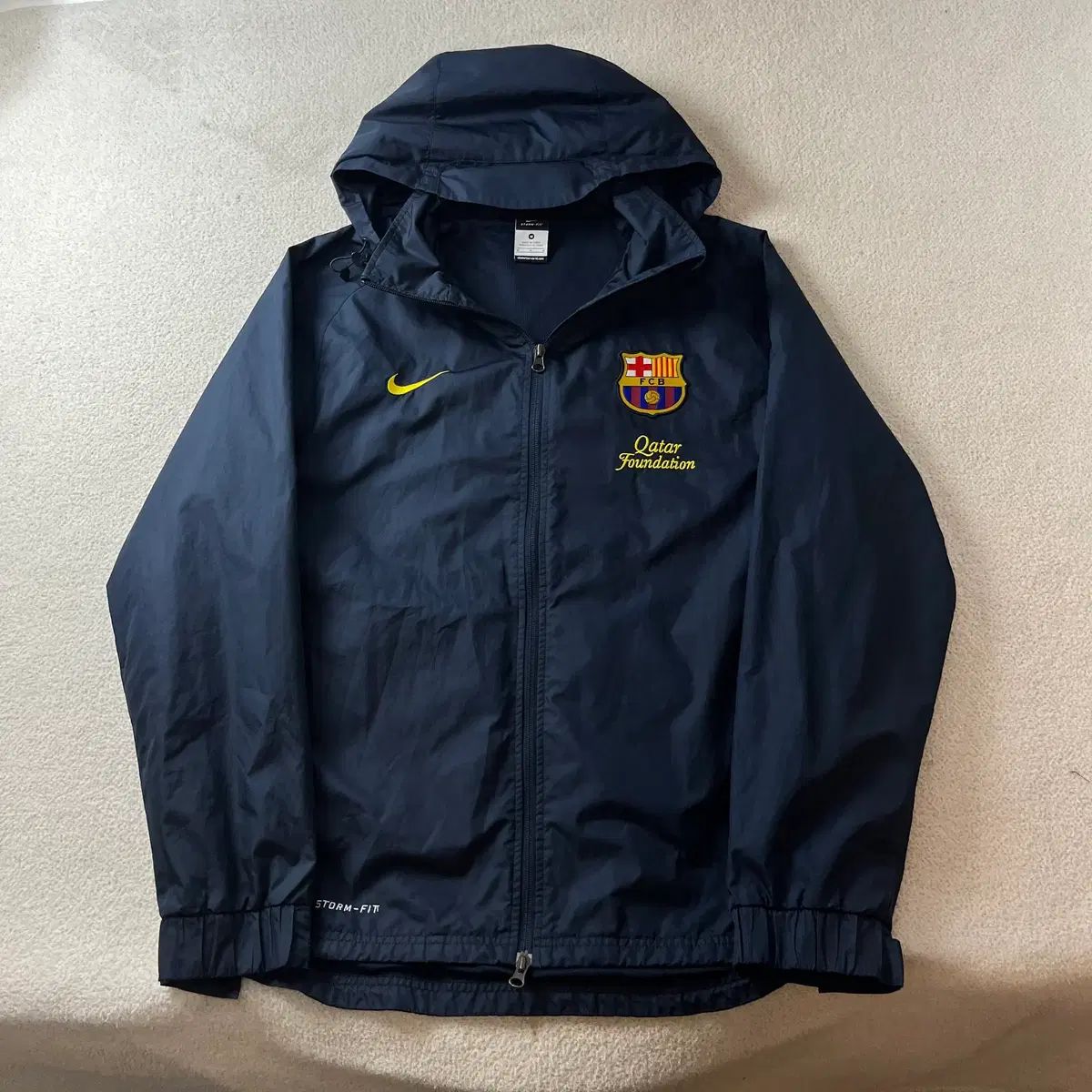 100 NIKE バルセロナ ネイビー ウィンドブレーカー ジャケット