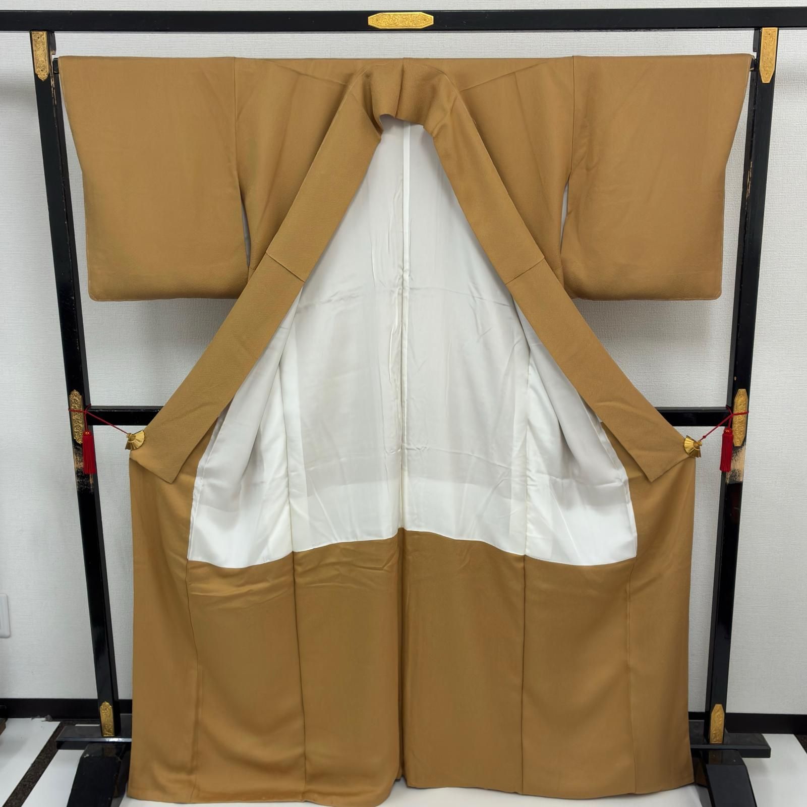 色無地 紋意匠 正絹 躾糸付き パールトーン加工済 A276