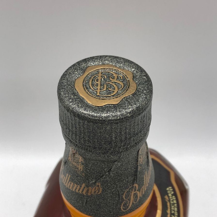 バランタイン 12年 ゴールドシール 700ml 未開栓 - メルカリ