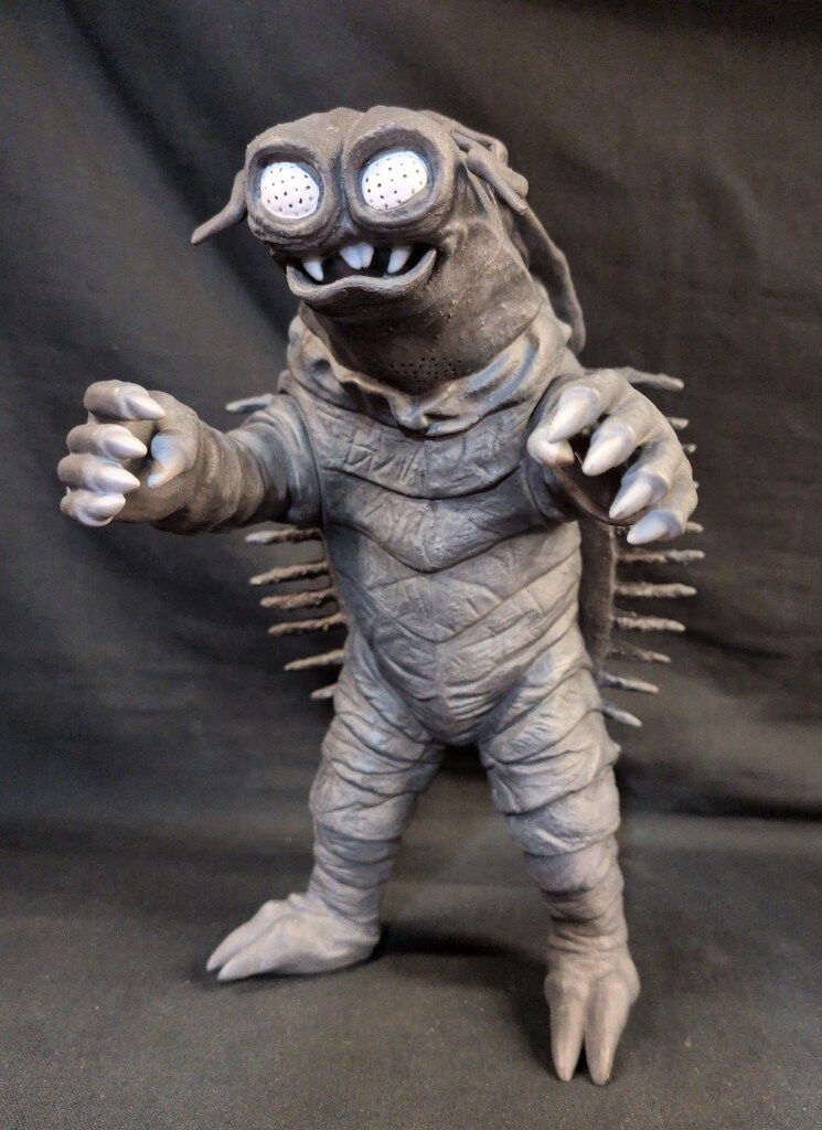 エクスプラス大怪獣シリーズ　キーラモノクロ エクスプラス 大怪獣シリーズ キーラ モノクロ版 - メルカリ