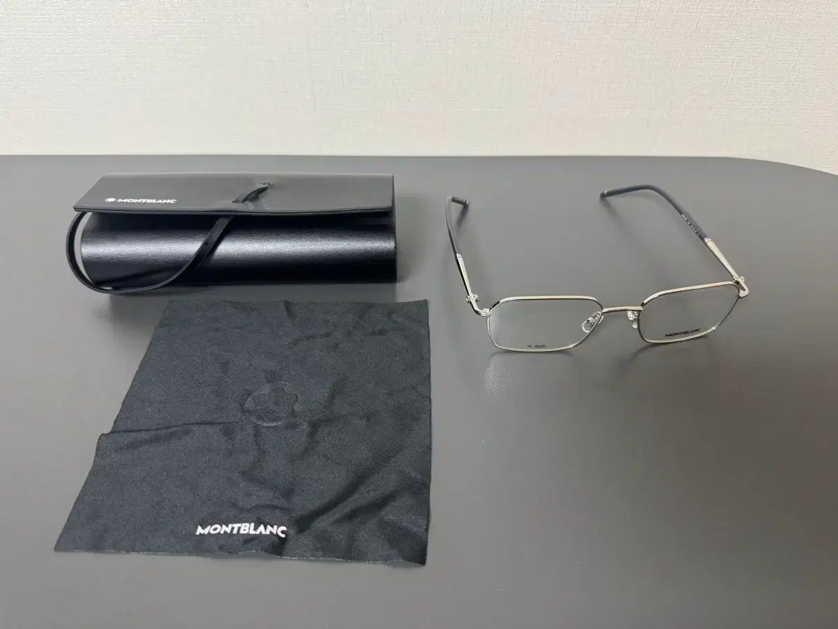 MONT BLANC モンブラン レクタングル ロゴ メガネフレーム MB0245O