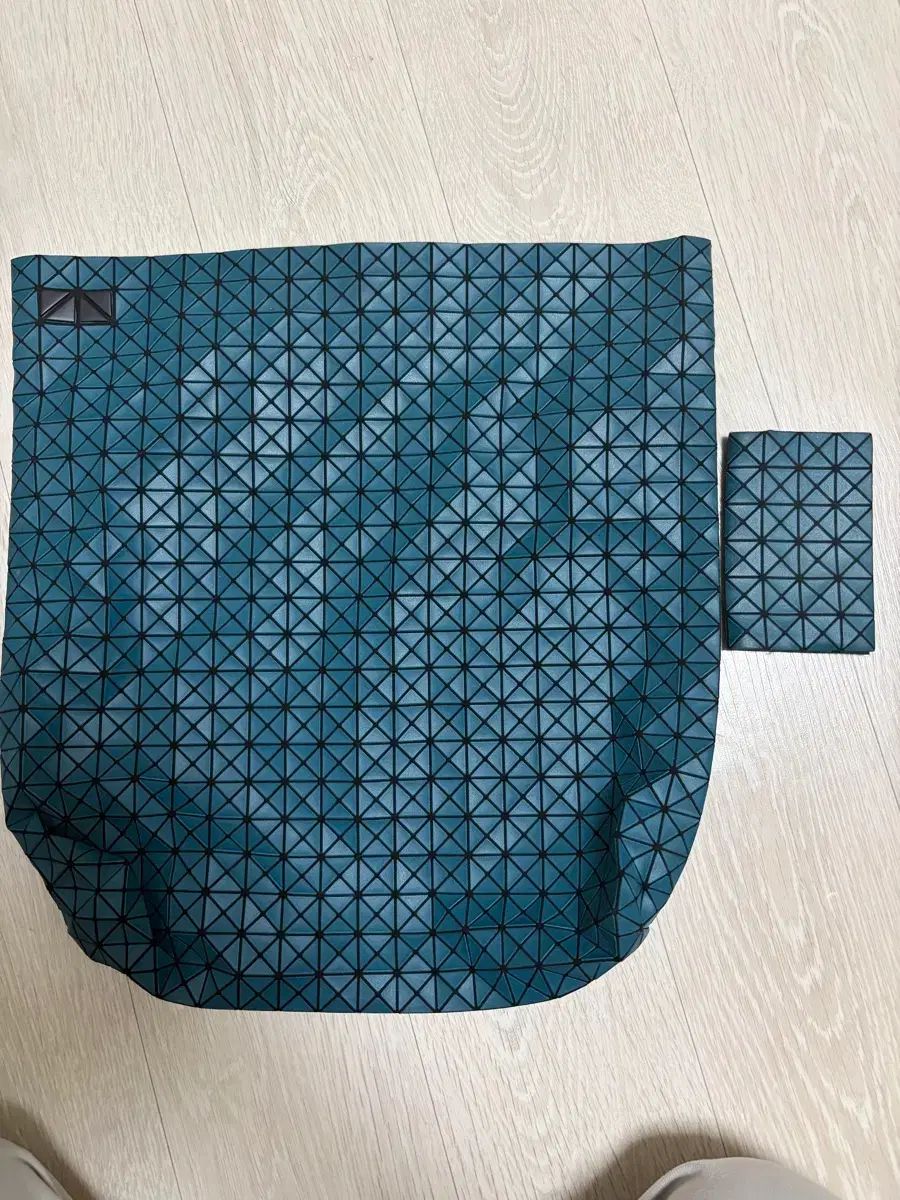 イッセイミヤケ トートバッグ