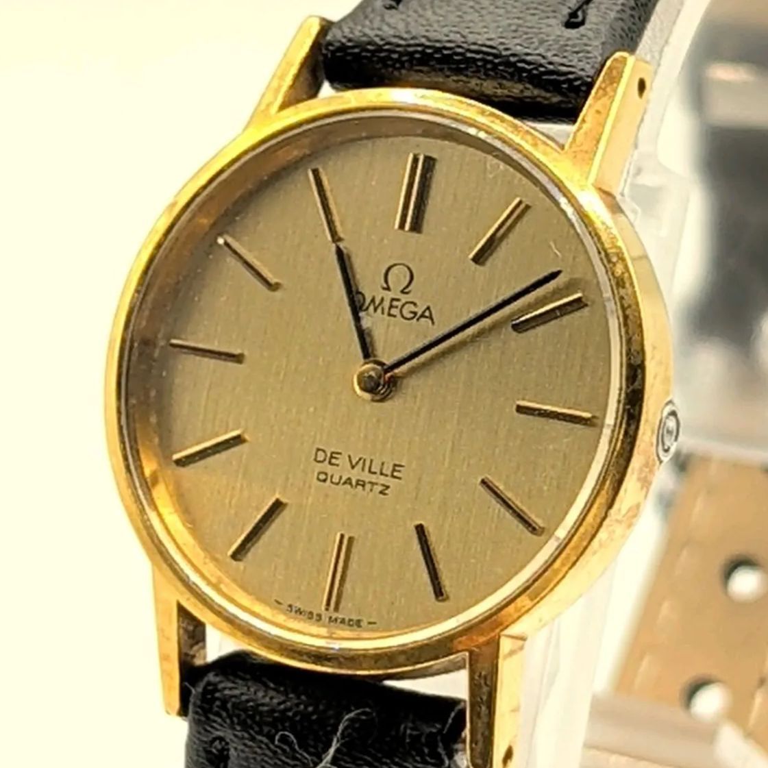 OMEGA De Ville Watch Push-Crown Quartz Ladies Square Gold Gold dial Y2K オメガ デビル 時計 クオーツ レディース ラウンド ゴールド ゴールド文字盤 ヴィンテージ 不動品