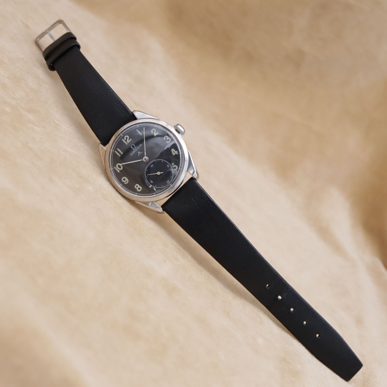 オメガ OMEGA 2900-1 ブラック アラビア スモールセコンド 手巻き 