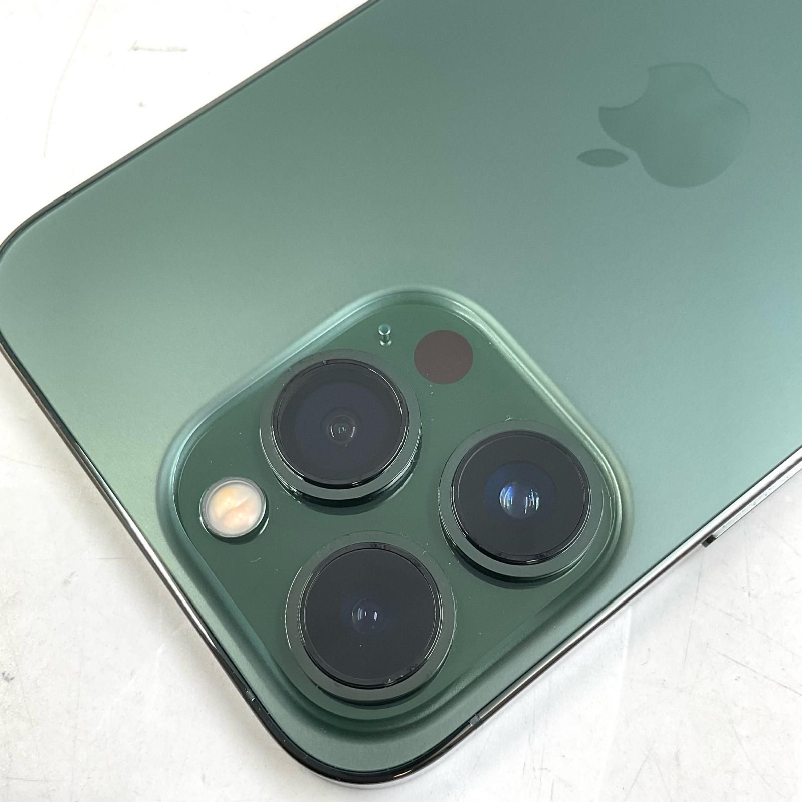 iPhone 13 Pro 256GB アルパイングリーン docomo SIMフリー - メルカリ