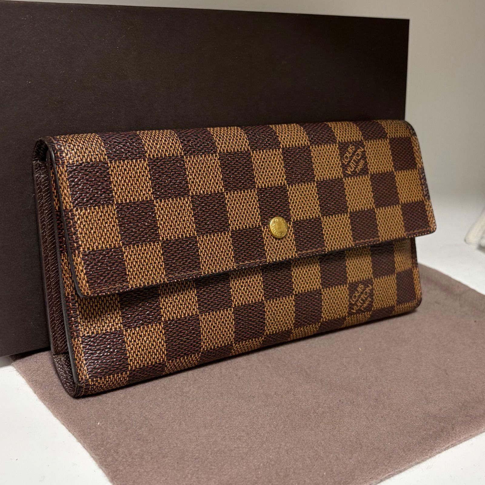 d56 ポルト トレゾール　ポルトフォイユ インターナショナル　旧型　ルイ ヴィトン Louis Vuitton　3つ 三つ 折り　フラップ ボタン 式　長 財布　ロング ウォレット　ダミエ